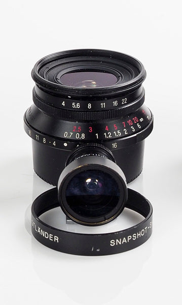 Voigtlander Color Skopar 25/4 Leica Thread Mount with 21/25mm 